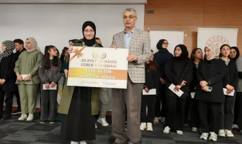 Gaziosmanpaşa’da “20 Ayet 20 Hadis” yarışma heyecanı