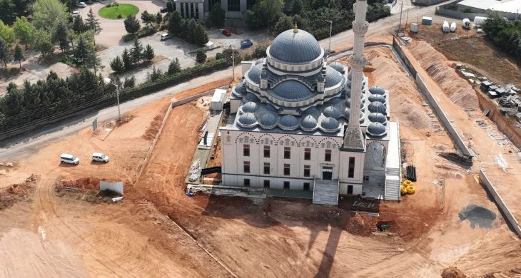 Gebze Tabduk Emre Camii’ne Büyükşehir eli değiyor