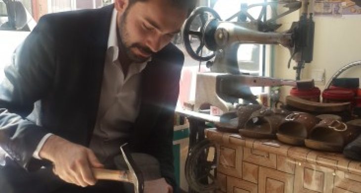 Ak Gençlik 1 Mayıs’ta Çalışan İşçi İle Birlikte Çalıştı