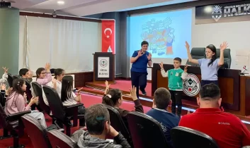 Giresun Kent Konseyi Çocuk Meclisine eğitim verildi