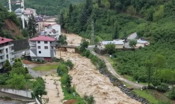 Giresun Bulancak’da 16 ev tahliye ediliyor