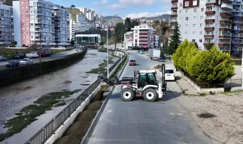 Giresun’da kaldırım çalışması devam ediyor