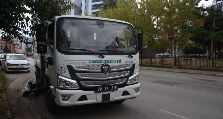 Giresun Belediyesi hizmete devam ediyor