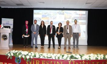 Giresun’da 300 hekim, DAHUDER 2. Doğu Karadeniz Dahiliye Sempozyumu’nda buluştu