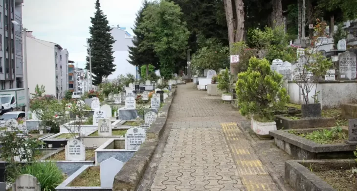 Giresun’da bayram boyunca mezarlıklar ziyaret edildi