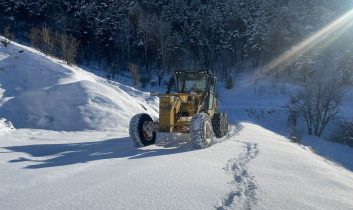 Giresun’da kar esareti: 521 köy yolu kapandı…