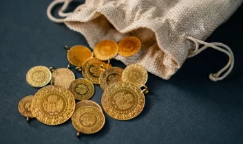 Gram altın güne gerileyerek başladı