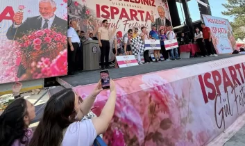 Gül festivali’nde spor şöleni