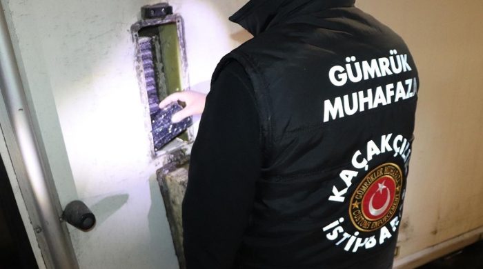 Liman ve havalimanında büyük uyuşturucu operasyonu