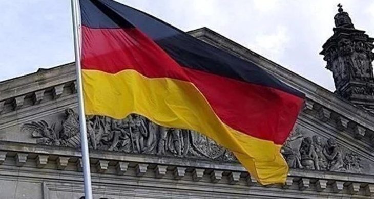 Almanya, İsrail’e silah satışlarını askıya aldı