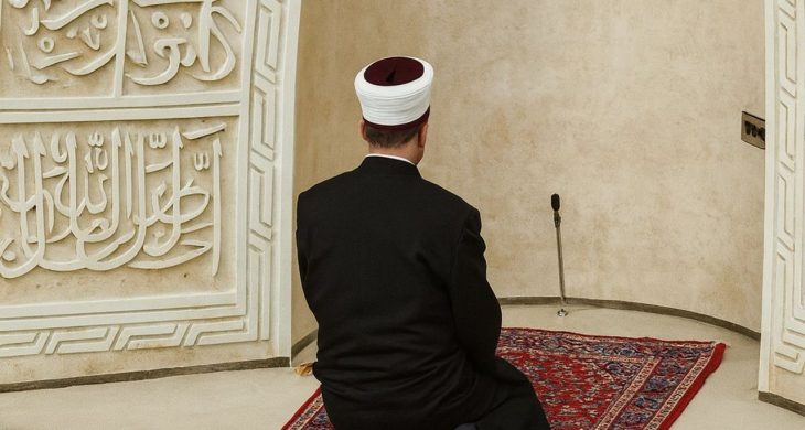 Diyarbakır’da sahte diplomayla 12 yıl imamlık yapan firariye ceza