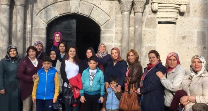 Derdimiz davamız büyük, Bundandır ki durmadan çalışmalıyız