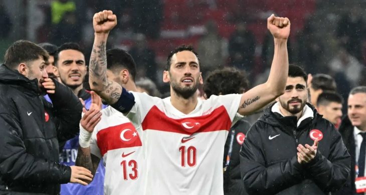 Hakan Çalhanoğlu Milli Takım’da “Dalya”ya hazırlanıyor