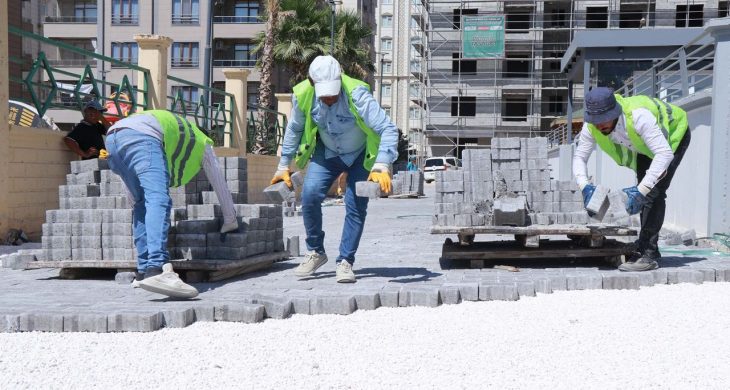 Haliliye Belediyesi’nden 3 mahallede hummalı üstyapı çalışması
