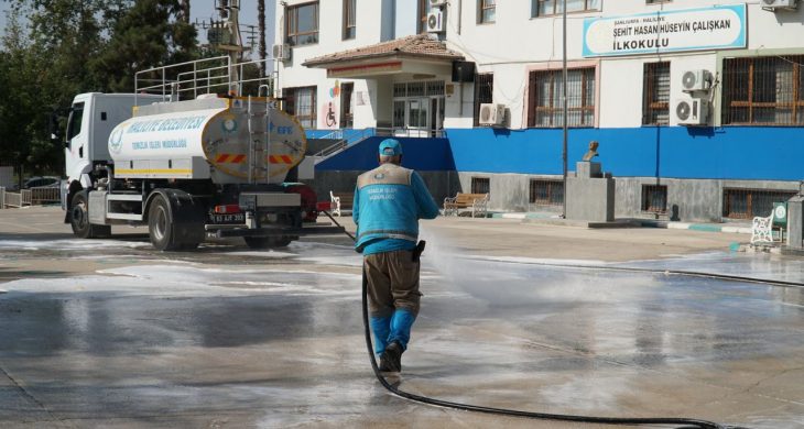 Haliliye Belediyesi’nden okullara eğitim öncesi temizlik seferberliği