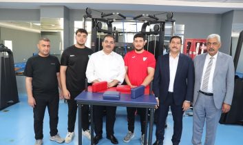 Haliliye Belediye Başkanı Canpolat dünya şampiyonuna moral ziyareti