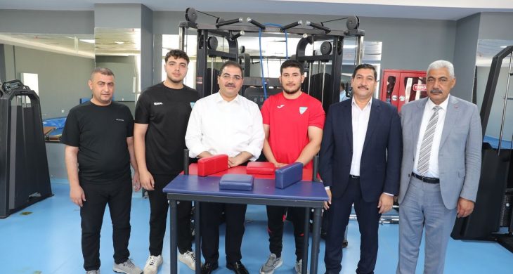 Haliliye Belediye Başkanı Canpolat dünya şampiyonuna moral ziyareti