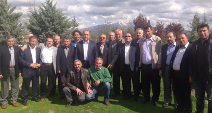 Ak Parti, Bahçesaray ve Kırımlı Mahallesini  Ziyaret etti