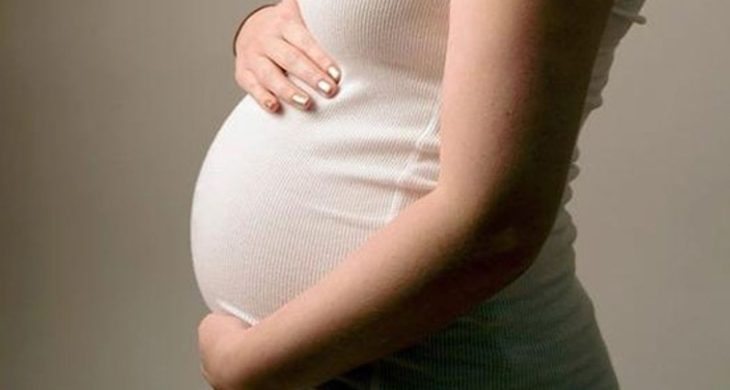 Riskli gebeliklerde yeni dönem: Bakanlık 49 tanıyla yakın takip başlatıyor