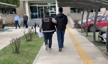 Hatay’da aranan iki hükümlü polisler tarafından yakalandı