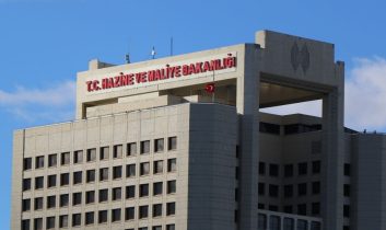 Hazine ve Maliye Bakanlığı 104 personel alımı yapacak