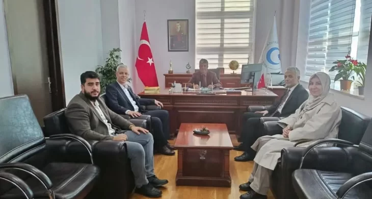 HEKİMSEN’den Adıyaman Üniversitesi Tıp Fakültesi Dekanlığı’na anlamlı ziyaret