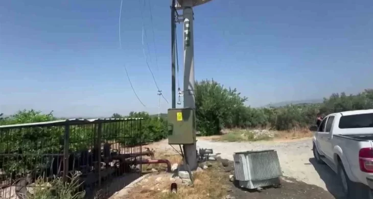 Hırsızlar trafoyu çaldı, narenciye bahçeleri susuz kaldı