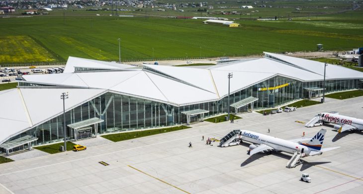 Kars Harakani havalimanı 2025 yılı faaliyet raporu açıklandı