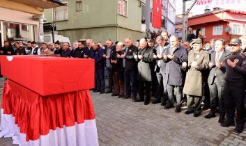 Birliğinde fenalaşarak hayatını kaybeden Piyade Er Aydın için tören