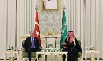 Cumhurbaşkanı Erdoğan, Suudi Arabistan Veliaht Prensi Muhammed bin Selman ile Riyad’da görüştü