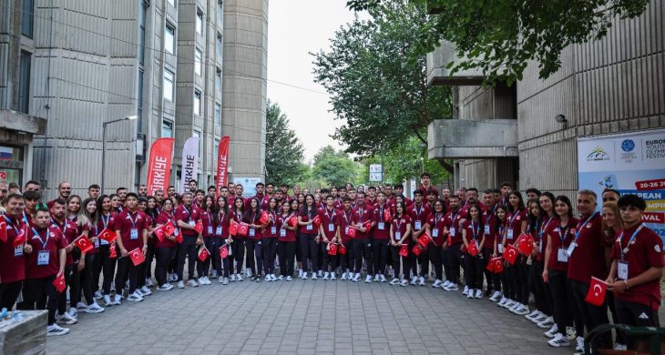 Bakan Bak: “Spor ülkesi olma yolunda hızla ilerliyoruz”