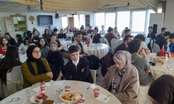 Azaklıoğlu Vakfı’ndan bursiyerlerine anlamlı buluşma