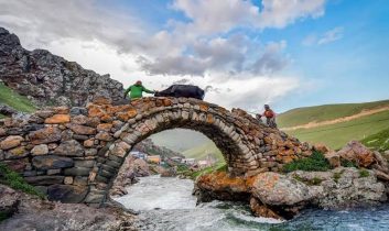 Küçük Mete’den büyük duyarlılık: Çöpler ineklerin boğazına kaçıyor!