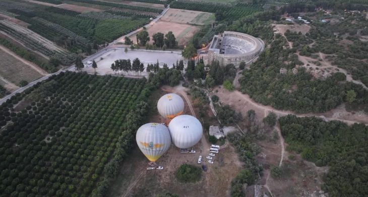 Antalya semalarında süzülen “balonlar” turizme çeşitlilik sunuyor