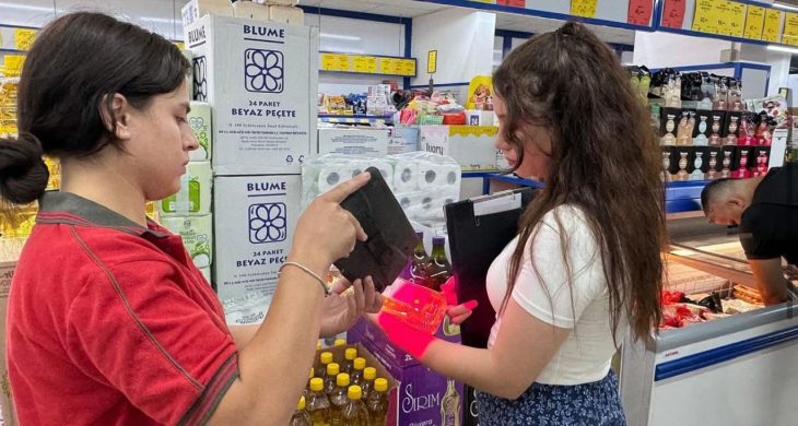 Zabıta’dan Antalya marketlerinde denetim