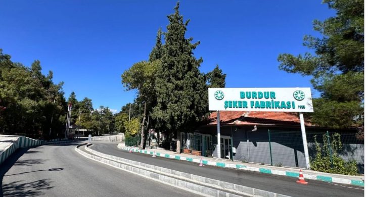Burdur’da şeker fabrikasında gaz zehirlenmesi: 7 işçi hastaneye kaldırıldı
