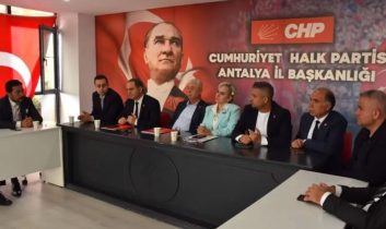 CHP heyeti Antalya’da belediyeleri denetleyecek!
