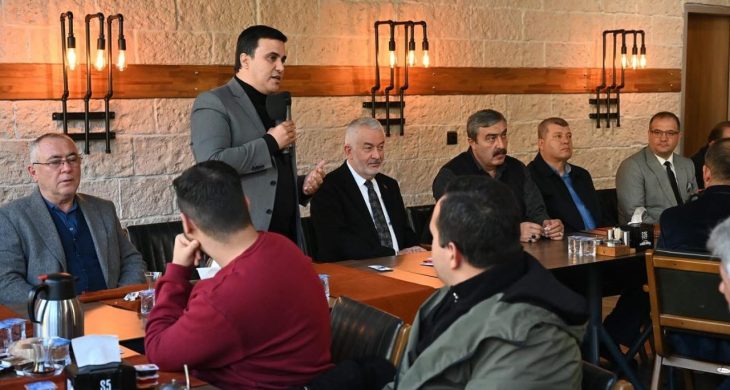 Halk otobüsü esnafından başkan’a: “Abimiz”