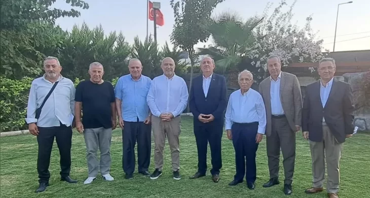 İzmir’de Pazarspor’a destek gecesine yoğun ilgi