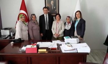 MHP Kadın Kolları Baro Başkanı AV. Levent BOZKURT’u Ziyaret Etti