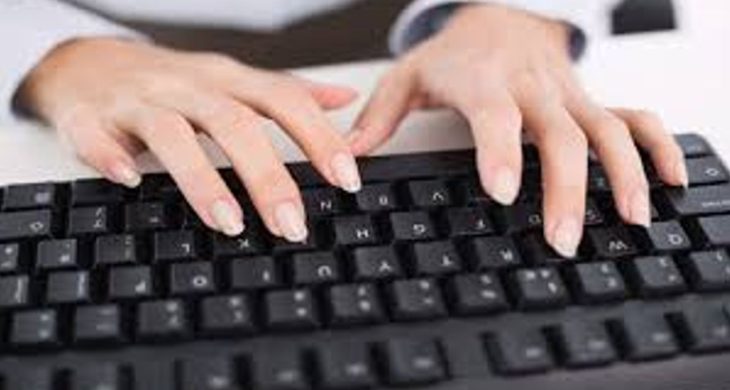 Şiddet mağduru kadınlara esnek ve uzaktan çalışma desteği