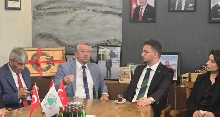 İnegöl Mobilyacılar Odası Kayseri heyetini ağırladı