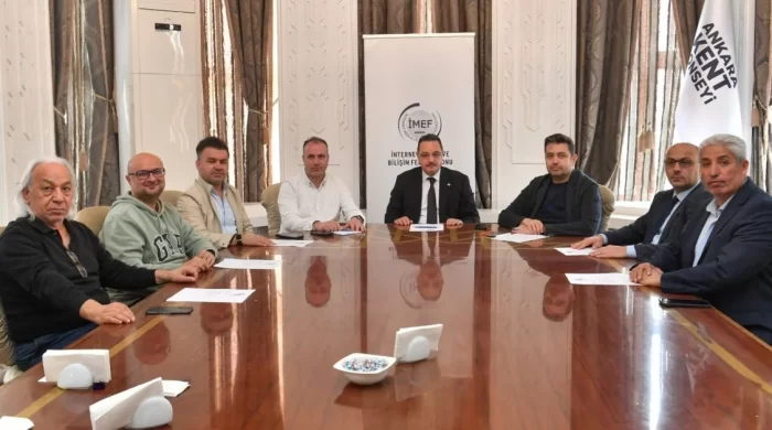 İnternet Medya ve Bilişim Federasyonu Yönetimi toplandı: Dijital farkındalık projeleri hayata geçirilecek
