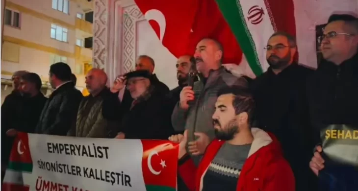 İran’da yaşanan acılara dikkat çekmek için Darıca’da anlamlı bir program düzenlendi