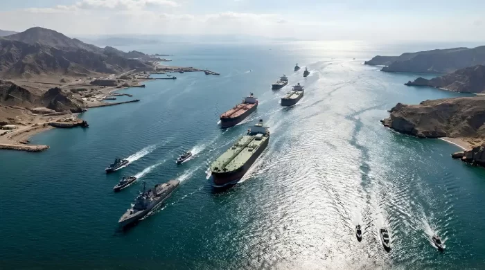 İran’dan Hürmüz açıklaması: 20 geminin geçişi koordine edildi