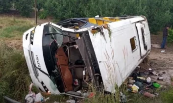Isparta’da tur otobüsü devrildi: 4 ölü, 15 yaralı