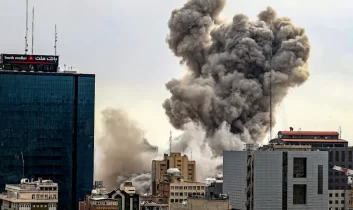 İsrail’den yeni saldırı: Tahran’da patlama sesleri geldi