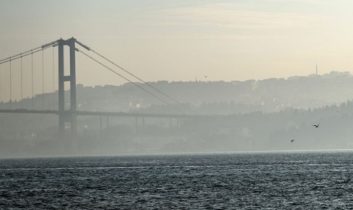 İstanbul Boğazı ve çevresinde yoğun sis