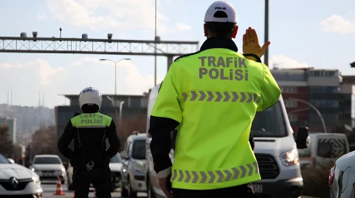 İstanbul’da korsan taşımacılık denetimleri: 12 bin 975 kişiye işlem