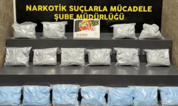 İzmir’de uyuşturucu operasyonu: 101 bin hap ele geçirildi